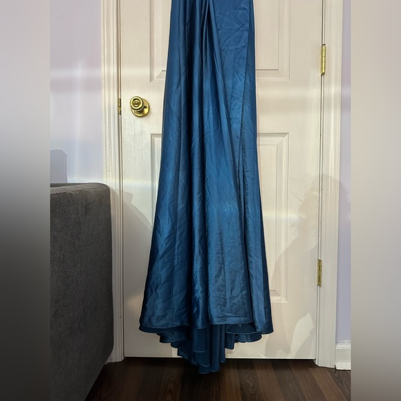Cinderella Divine Dress (XS) - Picture 5 of 17